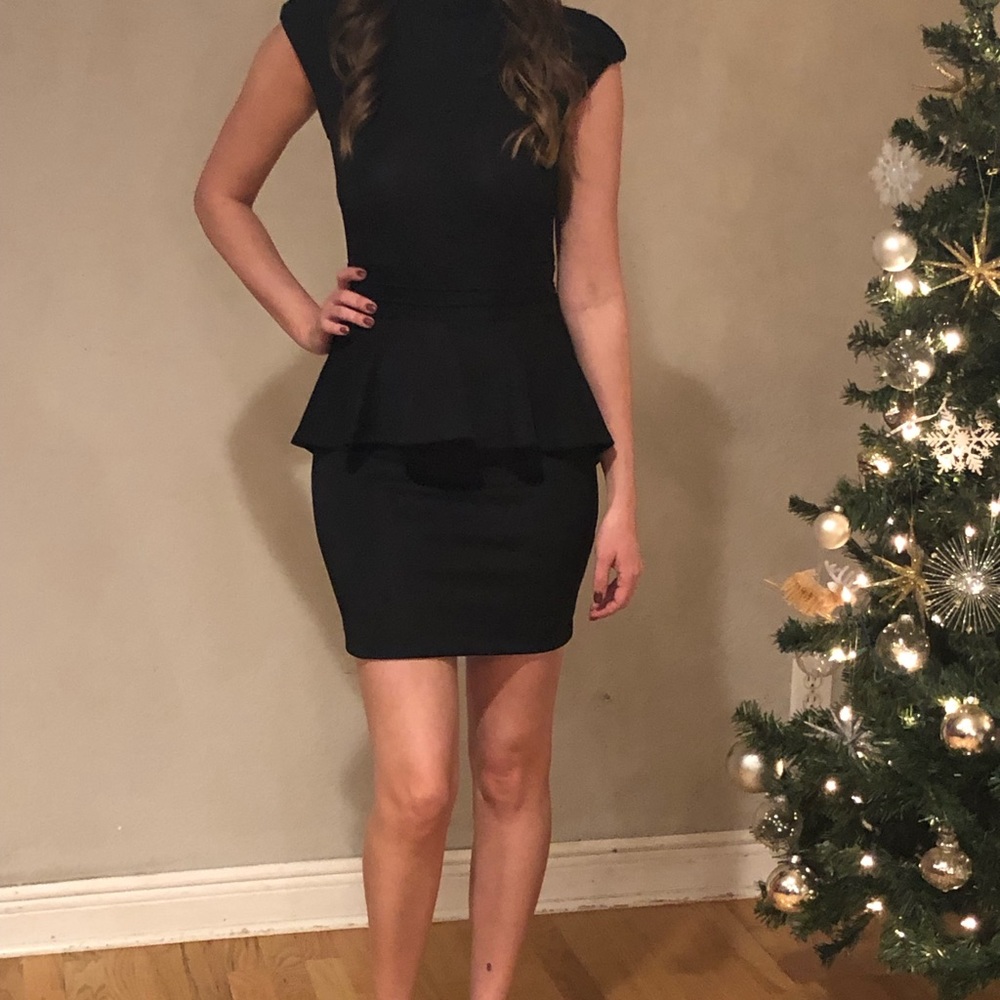 Little Black Dress w/ peplum and open back💗